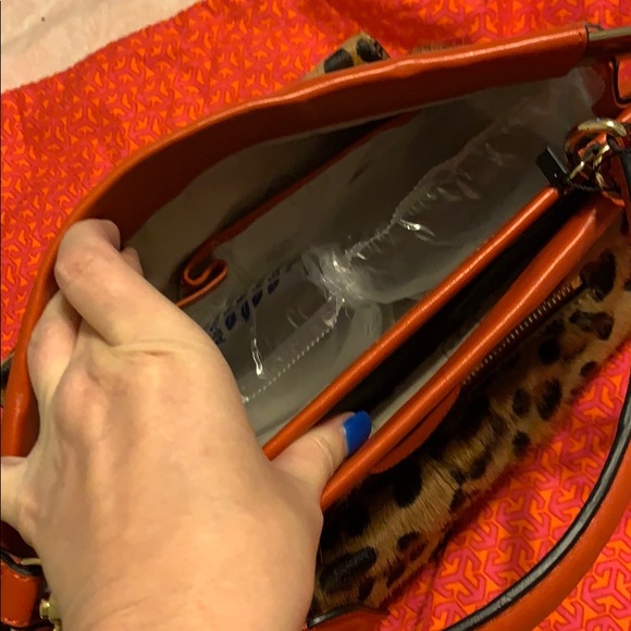 Host Pick ❤️❤️Tory Burch Priscilla Frame Bag - Picture 9 of 12